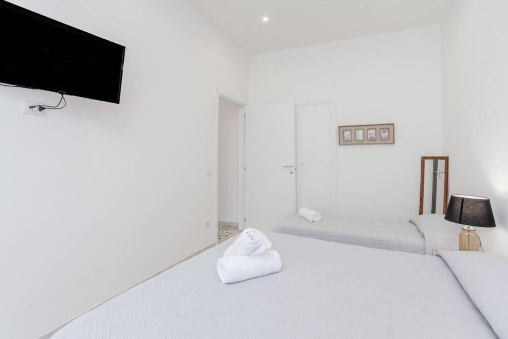 Large Apartment In Rome City Center, Termini Area Екстер'єр фото
